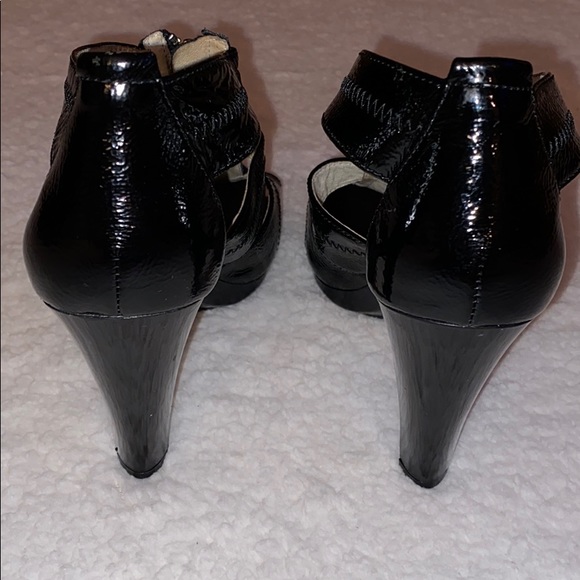 SOLD‼️ - Picture 3 of 7